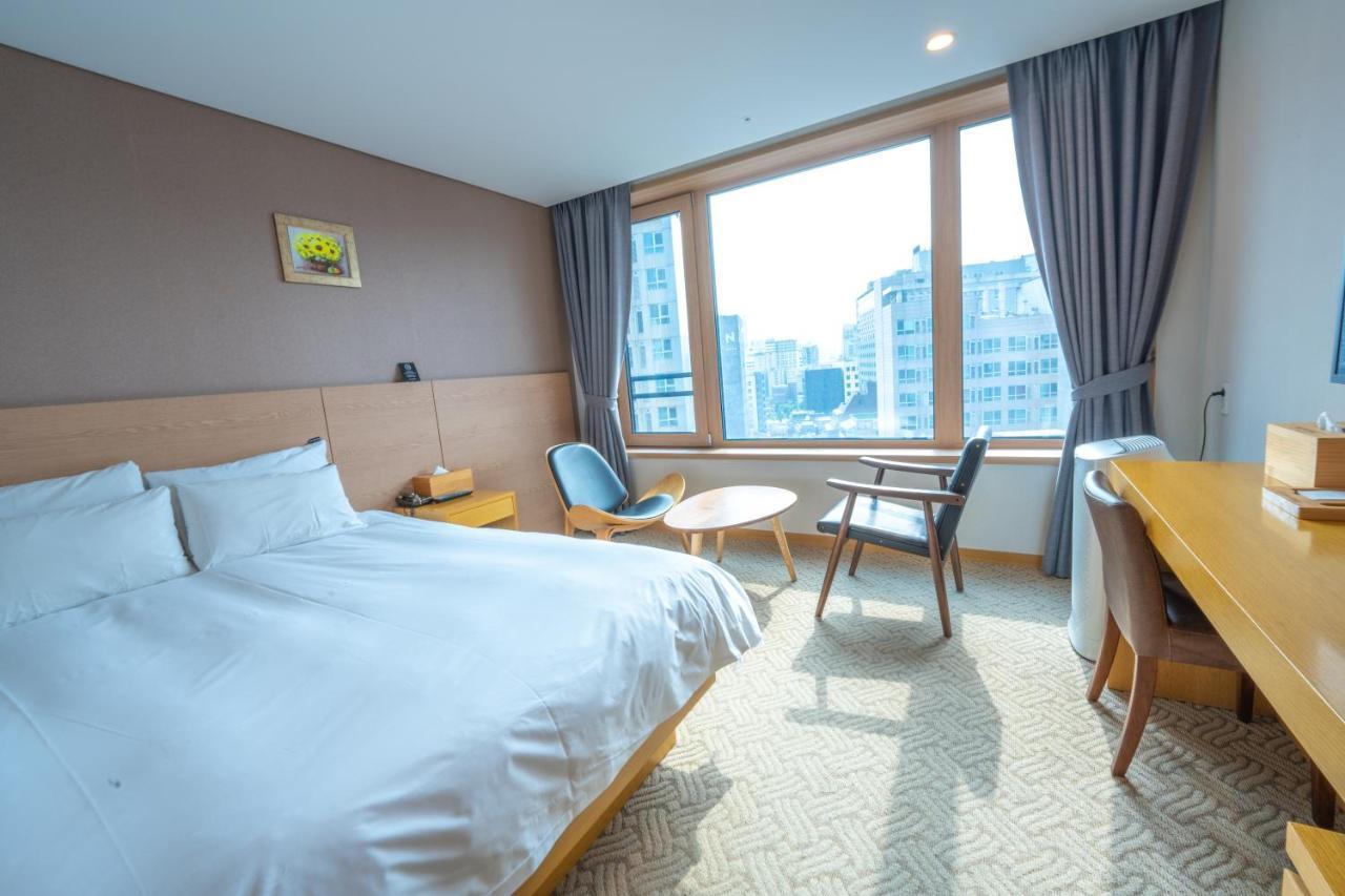 Jongno Lumia Tourist 3*